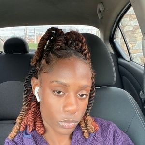 Meet your Posher, Aze'sheanna
